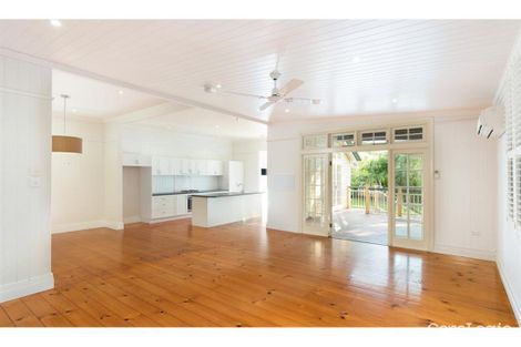 Property photo of 28 Hawthorn Terrace Red Hill QLD 4059