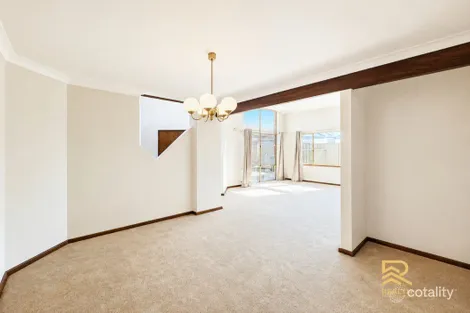 Property photo of 33 Simmonds Parade Winthrop WA 6150
