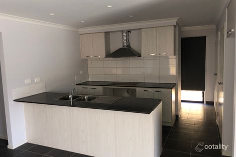 Property photo of 17 Driver Street Werribee VIC 3030