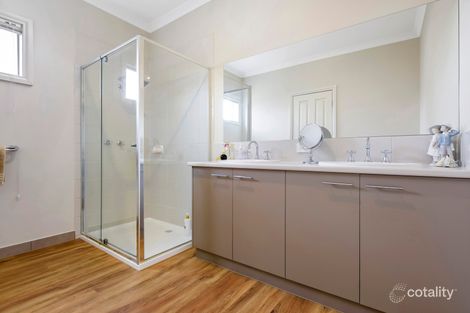 Property photo of 3 Mulgutherie Way Gisborne VIC 3437