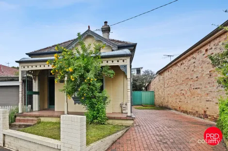 276 Railway Pde, Carlton, NSW 2218