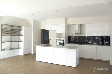 Property photo of 3 Carramar Place Peakhurst Heights NSW 2210