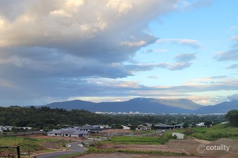 Property photo of 32 Kingfish Street Kanimbla QLD 4870