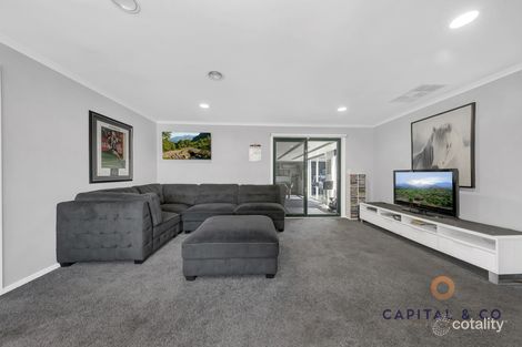 Property photo of 4 Foxglove Place Epping VIC 3076