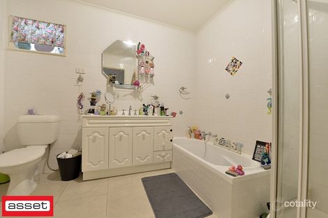 Property photo of 2 Telopea Court Frankston North VIC 3200