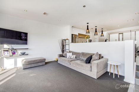 Property photo of 2/155 Plimsoll Drive Casey ACT 2913