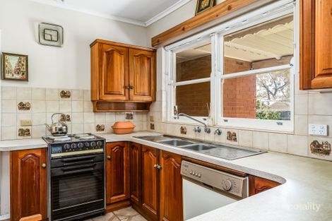 Property photo of 10 Kanangra Road Seaview Downs SA 5049