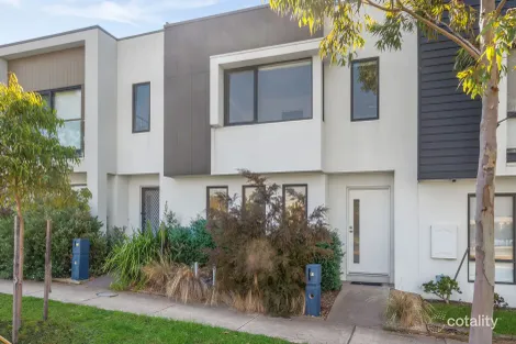 13 Parkfield Bvd, Charlemont, VIC 3217