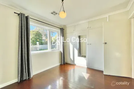 Property photo of 5 Henderson Street Garran ACT 2605