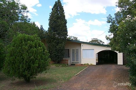 13 Knox St, Dalby, QLD 4405