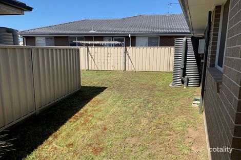 Property photo of 40 Sapphire Drive Rutherford NSW 2320