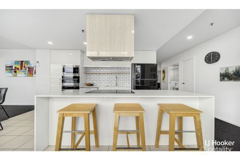 Property photo of 2205/120 Eastern Valley Way Belconnen ACT 2617