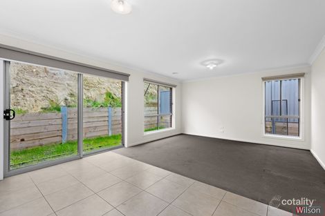 Property photo of 6 Veronica Place Mount Pleasant VIC 3350