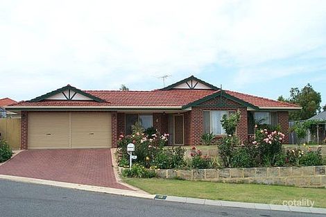 4 Larch Ct, Woodvale, WA 6026