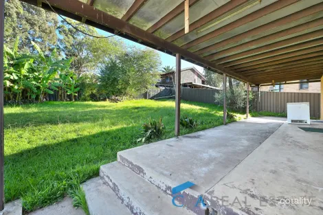 Property photo of 125 Hill Road Lurnea NSW 2170