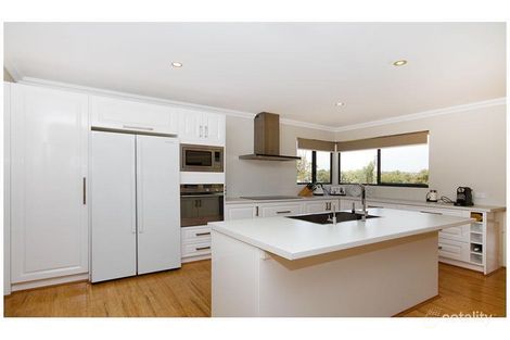 Property photo of 9 Barcelona Drive Brigadoon WA 6069