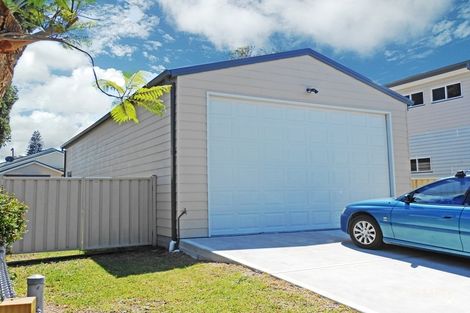 Property photo of 62 Speers Street Speers Point NSW 2284