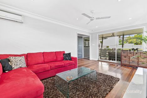 Property photo of 6 Banoon Drive Wynnum QLD 4178