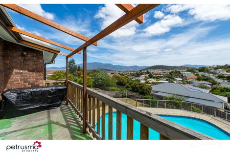 Property photo of 21 Begonia Street Lindisfarne TAS 7015