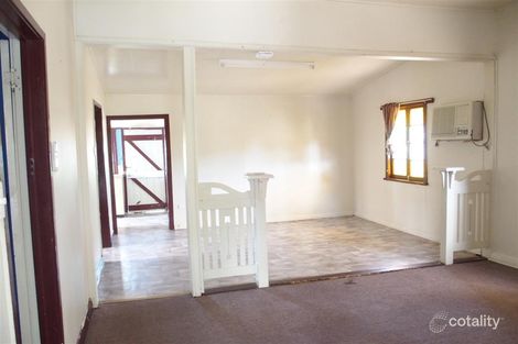 Property photo of 7 Roberts Street Emerald QLD 4720