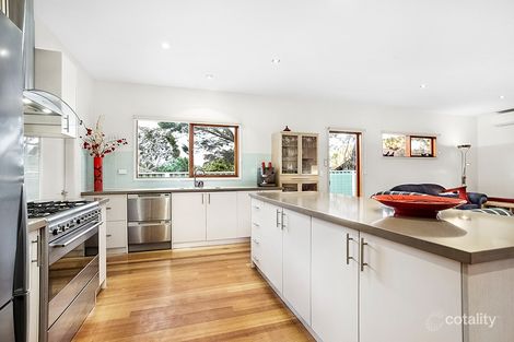 Property photo of 2 Luisa Court Montmorency VIC 3094