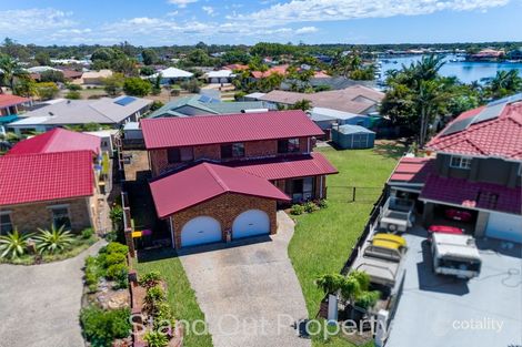 9 Daniel Pl, Banksia Beach, QLD 4507