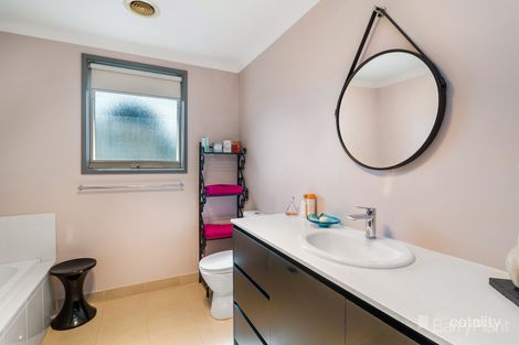 Property photo of 3/1 Darraweit Road Wallan VIC 3756