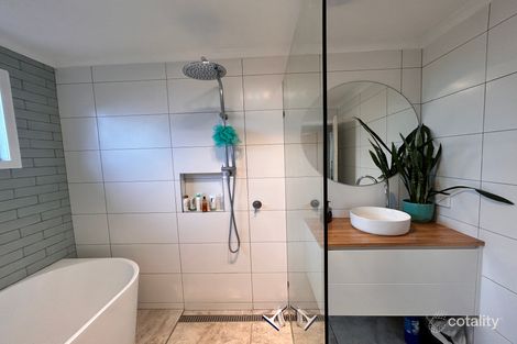 Property photo of 21 Nation Court Inverloch VIC 3996