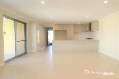 Property photo of 61 Lancaster Loop Piara Waters WA 6112