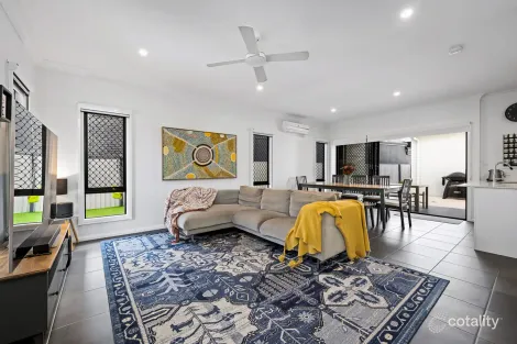 Property photo of 9 Hanna Lane Mango Hill QLD 4509