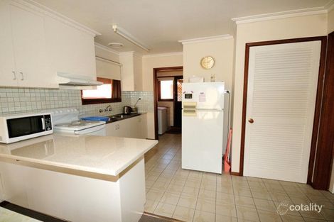 Property photo of 2/7 Deutgam Street Werribee VIC 3030