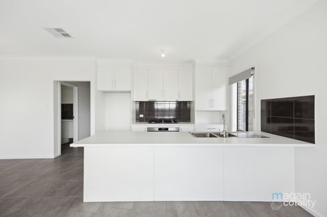 16 Willandra St, Seaford Heights, SA 5169