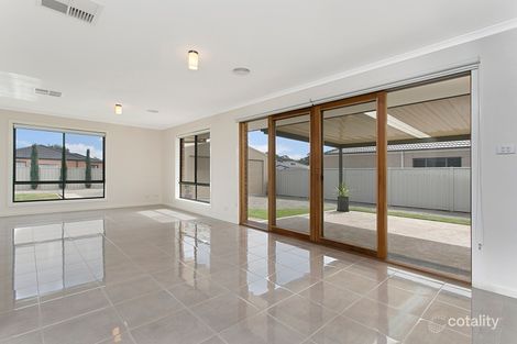 Property photo of 12 Lorikeet Avenue Epsom VIC 3551