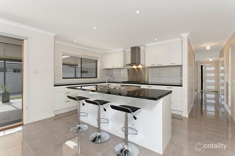 Property photo of 12 Lorikeet Avenue Epsom VIC 3551