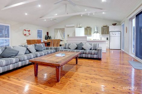 Property photo of 14 Drum Street Rye VIC 3941