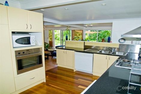 1826 Creek Rd, Cannon Hill, QLD 4170