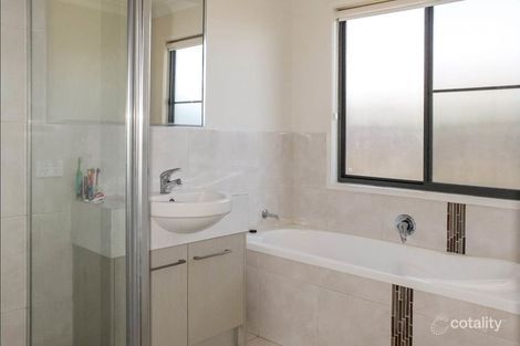 Property photo of 11 Kurrawa Crescent Glenvale QLD 4350