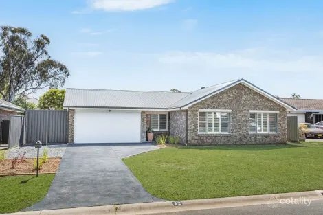 Property photo of 12 Cranfield Place Camden South NSW 2570