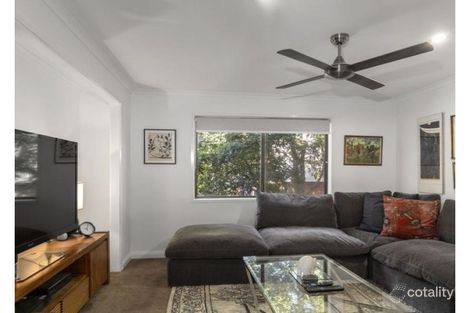 Property photo of 14 Clifford Crescent Banora Point NSW 2486