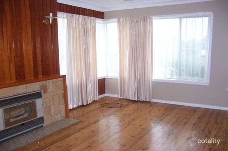 Property photo of 1 Lynburn Avenue Bomaderry NSW 2541