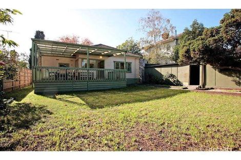 Property photo of 18 Denman Avenue Glen Iris VIC 3146