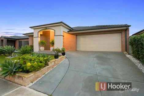 Property photo of 294 Casey Fields Boulevard Cranbourne East VIC 3977