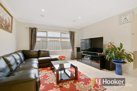 Property photo of 294 Casey Fields Boulevard Cranbourne East VIC 3977