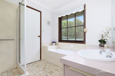 Property photo of 37 Windsor Crescent Brownsville NSW 2530