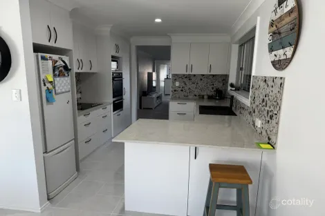 Property photo of 9 Victoria Place Forster NSW 2428