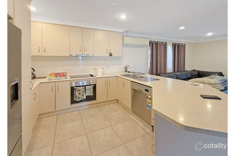 Property photo of 17 Ruddell Close Marian QLD 4753