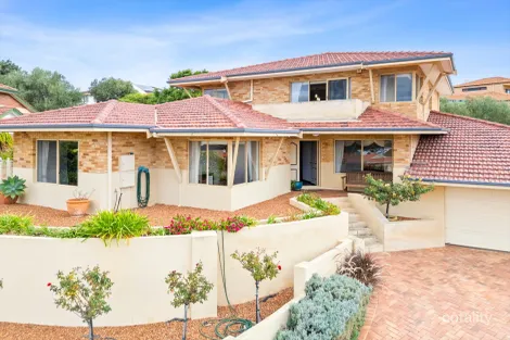 Property photo of 15 Rhodes Rise Coogee WA 6166