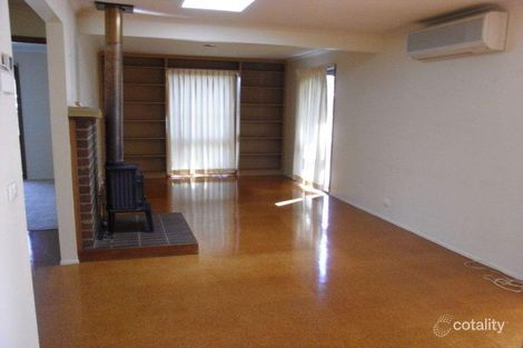 Property photo of 10 Beaumont Close Chapman ACT 2611