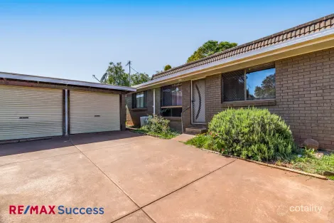 2/208 Tor St, Rockville, QLD 4350