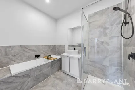 Property photo of 3/80 Oberon Avenue St Albans VIC 3021